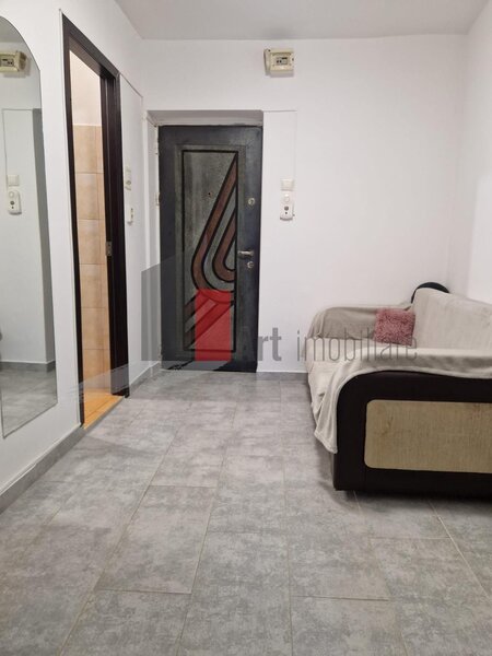 Crangasi Garsoniera mare